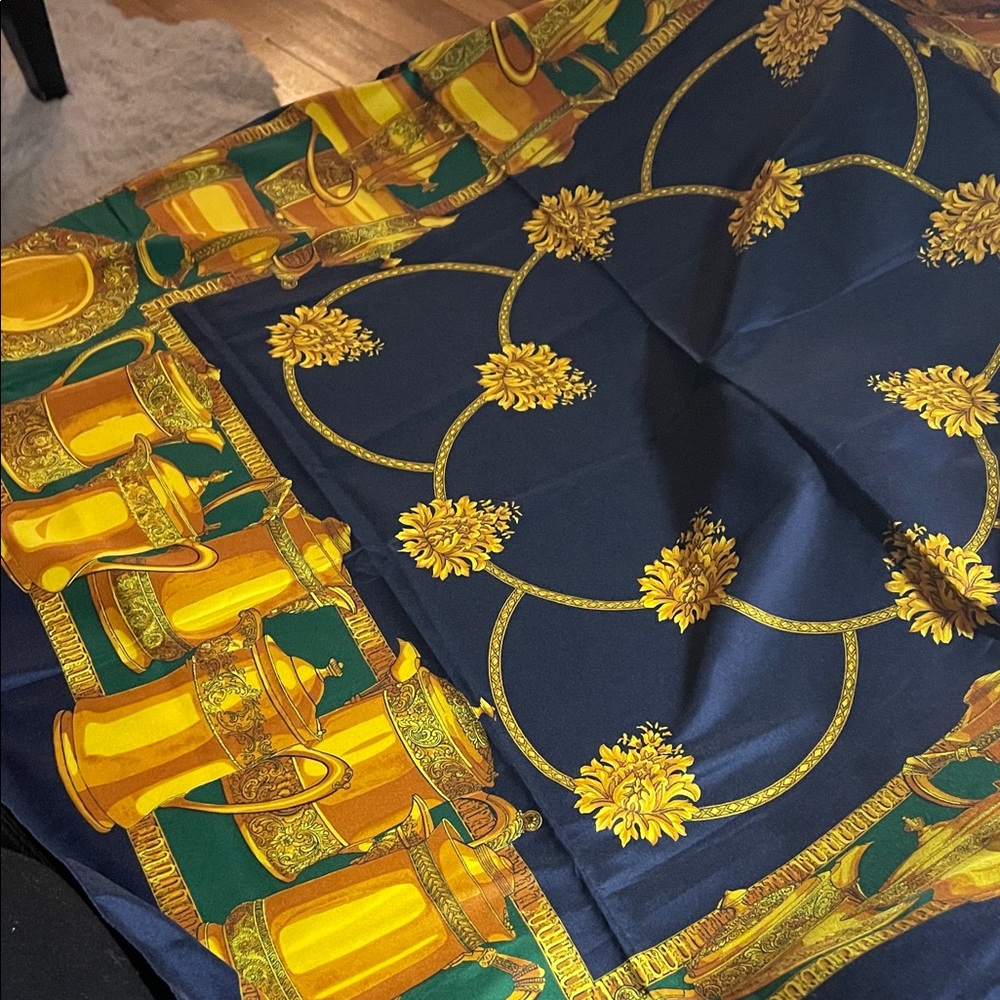 Elegant Navy and Gold Scarf